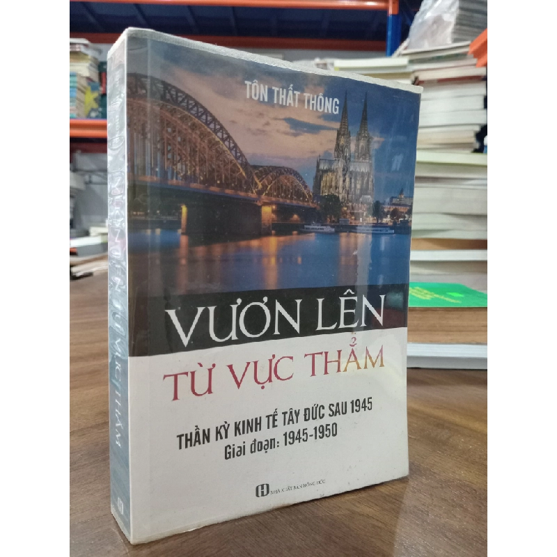 Vươn lên từ vực thẳm - Tôn Nhất Thông 122509