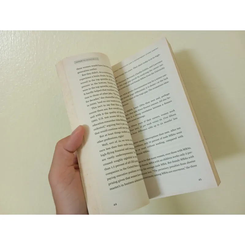 Super freak economics, english book sách tiếng Anh  996593