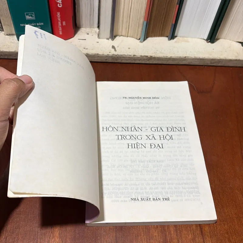 II Hôn Nhân: Hôn Nhân Gia Đình Trong Xã Hội Hiện Đại - TS Nguyễn Minh Hoà - 2000 748237