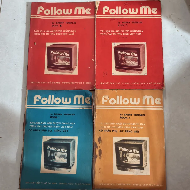 Follow me (4 tập) - Barry Tomalin 1009389