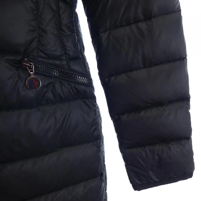Áo khoác lông vũ MONCLER 637997