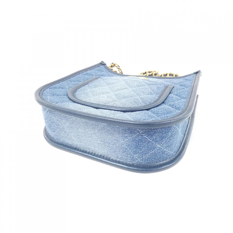 Túi xách chéo Chanel AS4532 613461