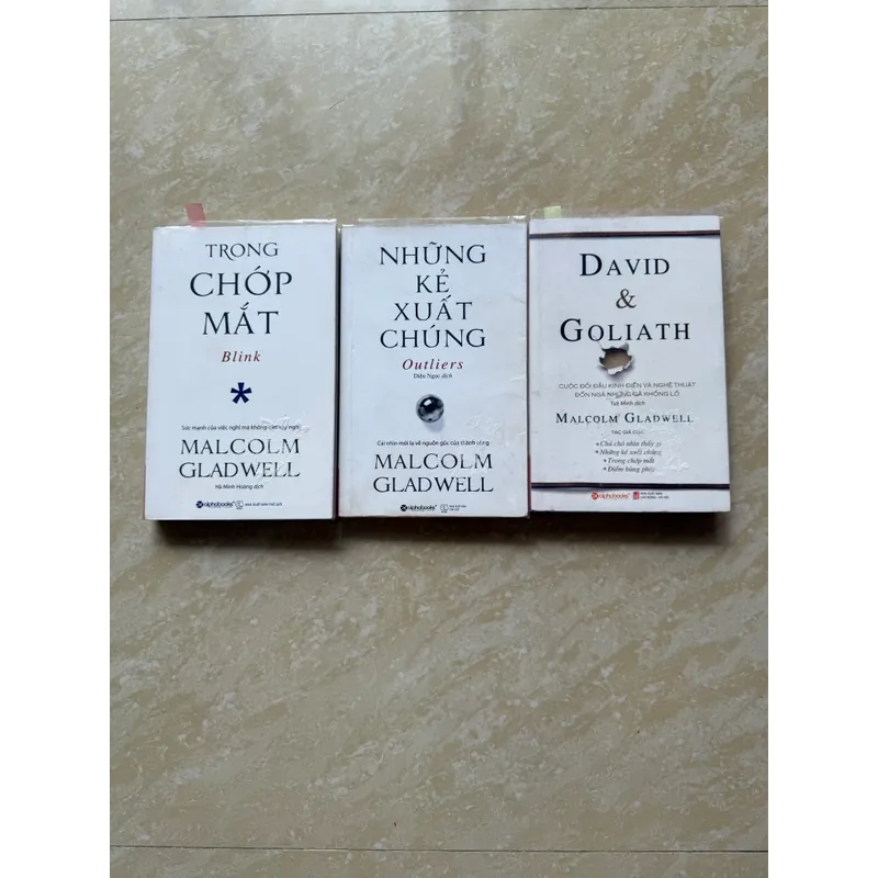 CHỚP MẮT - NHỮNG KẺ XUẤT CHÚNG - DAVID & GOLIATH 559137