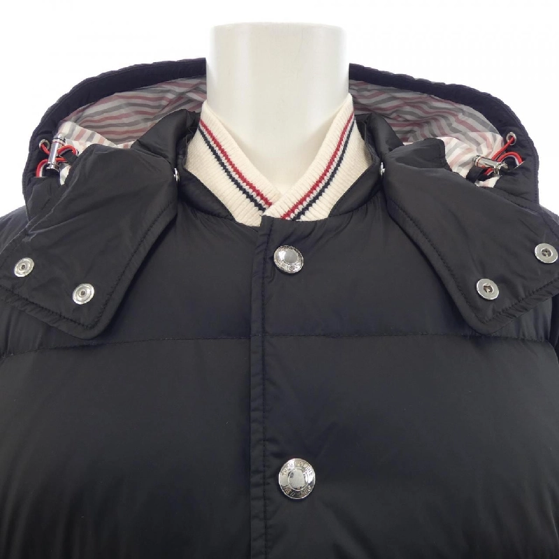 Áo khoác lông vũ THOM BROWNE MJD061X-05411 - Hàng hiệu Chính hãng 887066