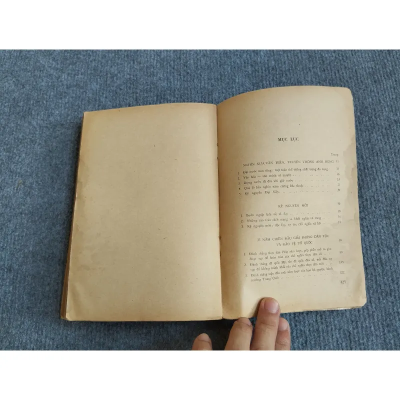 35 NĂM CHIẾN ĐẤU VÀ XÂY DỰNG 568093