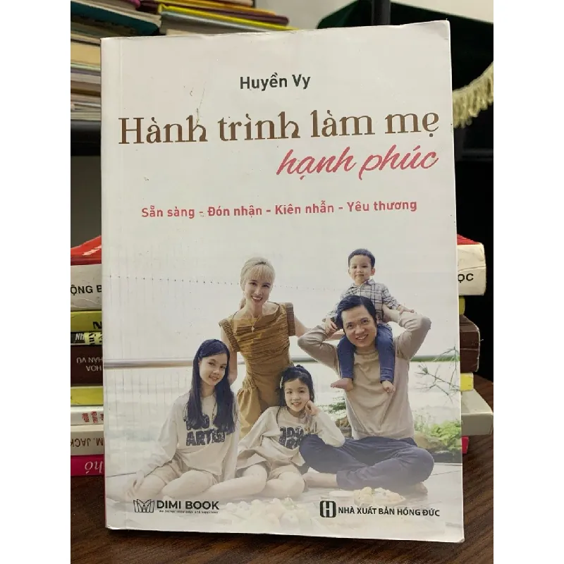 Hành trình làm mẹ hạnh phúc — Huyền Vy 576723