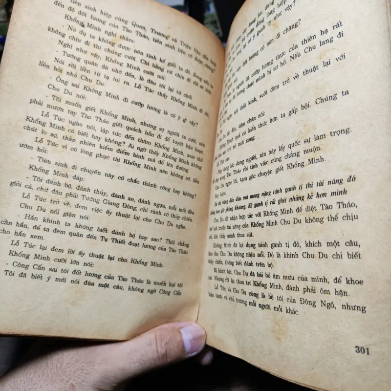 Luận Cổ Suy Kim - Lời Bình Về Tam Quốc Chí - Mộng Bình Sơn 1021262