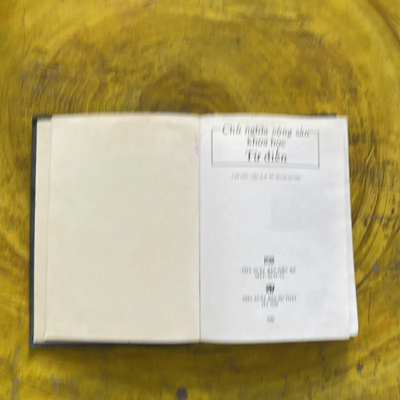 CHỦ NGHĨA CỘNG SẢN KHOA HỌC TỪ ĐIỂN 937494