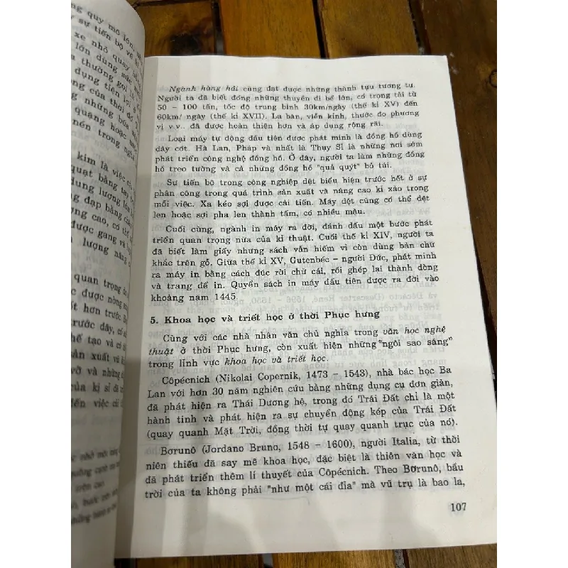Lịch sử Văn hóa Thế giới (Cổ – Trung đại) – Lương Ninh (chủ biên) 593415