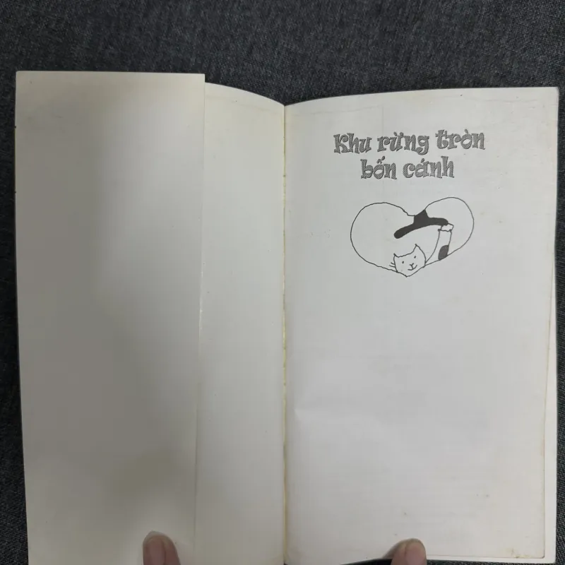 Khu rừng tròn bốn cánh - Lazar Ervin 1010584