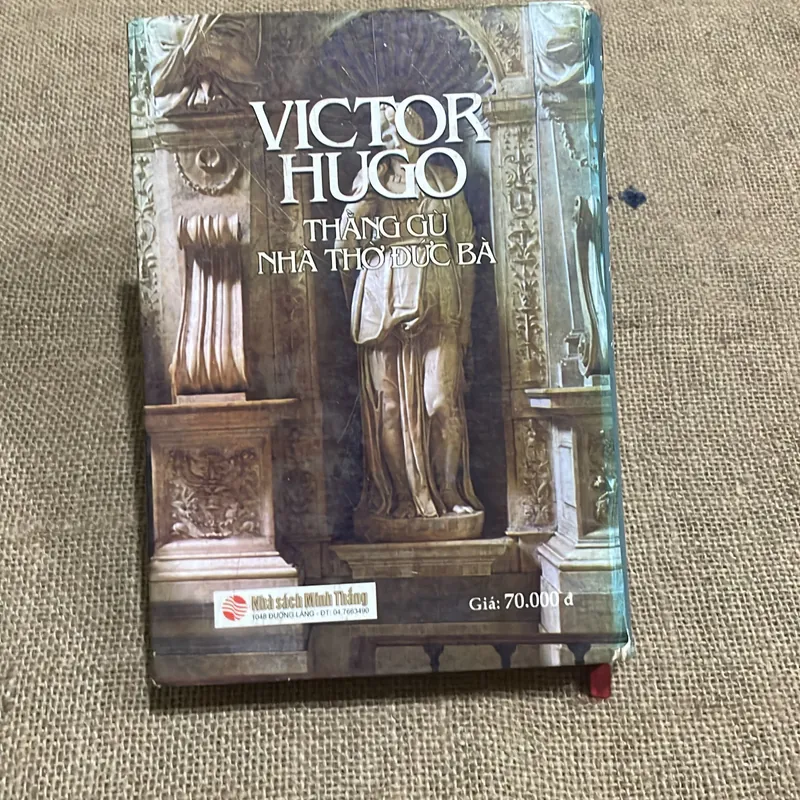 Thằng gù nhà thờ Đức Bà - Victor Hugo -  bìa cứng  563907