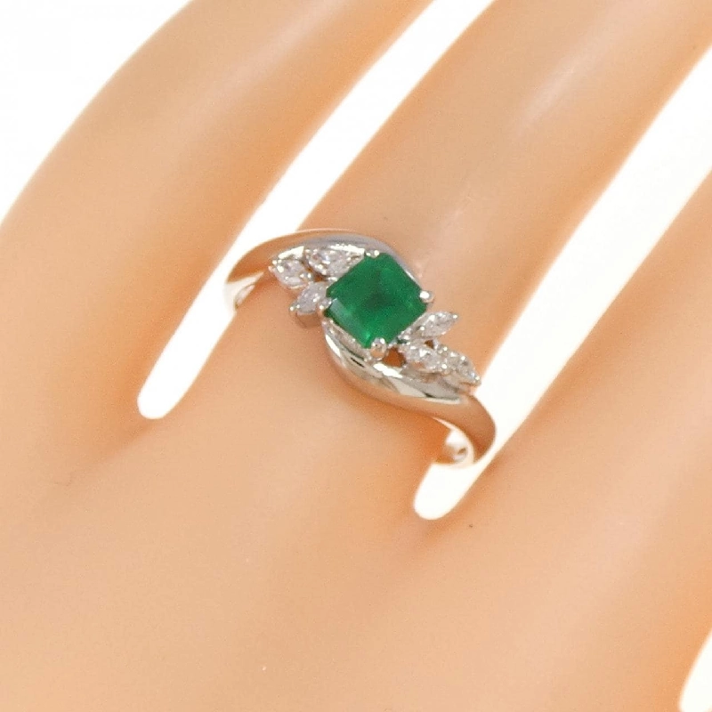 Nhẫn Emerald PT900 0.51CT 667889