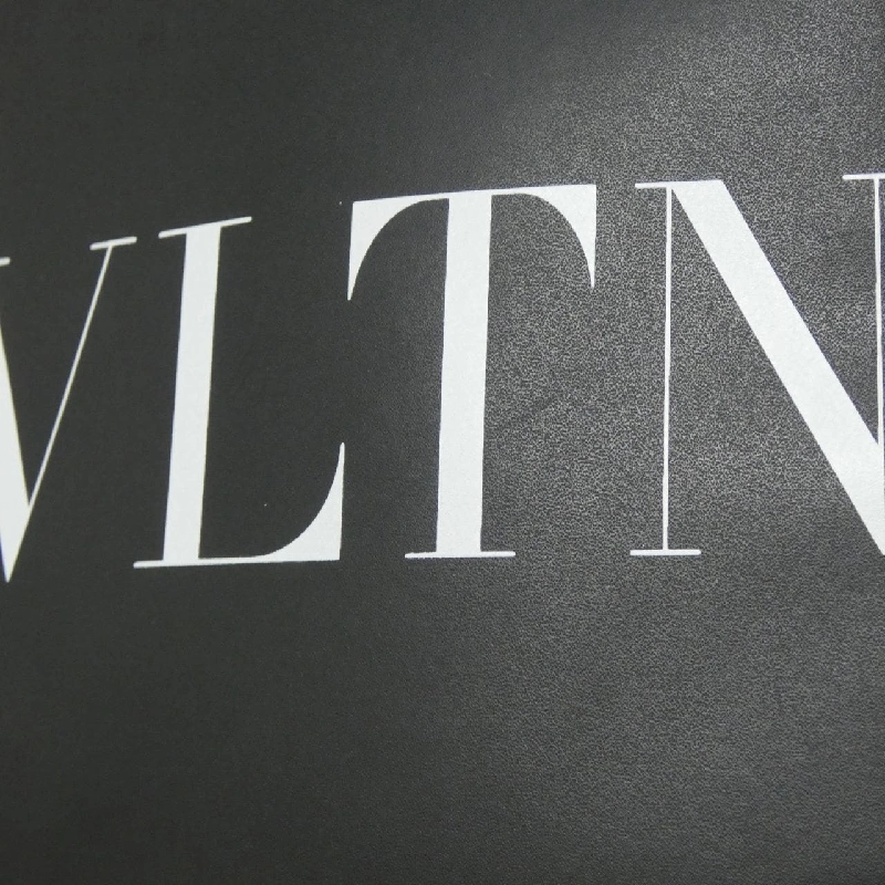 Túi đeo vai Valentino Garavani 1Y2B0943WJW - Hàng hiệu Authentic 802613