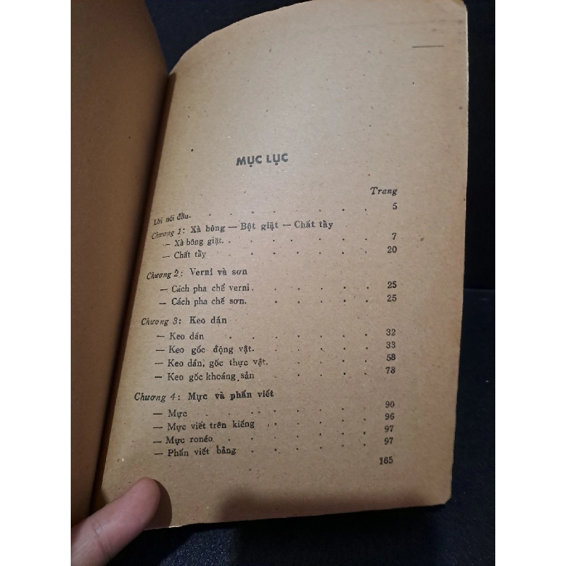 Hóa học ứng dụng trong sản xuất và đời sống mới 70% bẩn bìa, ố vàng, tróc gáy 1988 Kỹ sư Lâm Văn Vãng HCM1804 GIÁO TRÌNH, CHUYÊN MÔN 919080