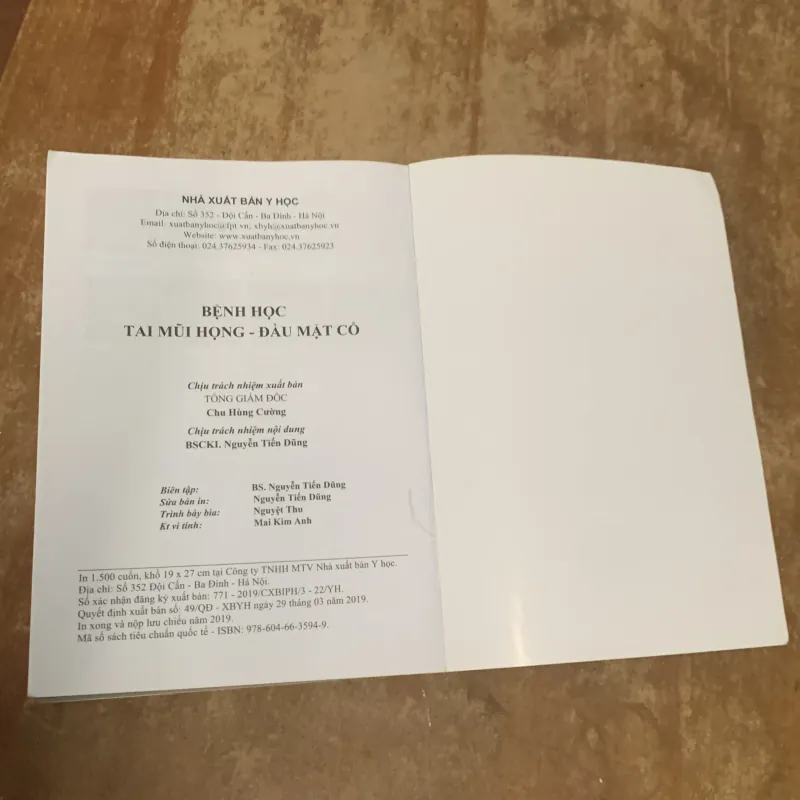 BỆNH HỌC TAI MŨI HỌNG - ĐẦU MẶT CỔ- GS.TS. NGÔ NGỌC LIỄN 786887