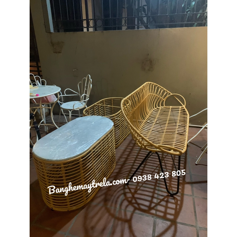 Bàn ghế mây nhựa thiết kế thanh mảnh 463485