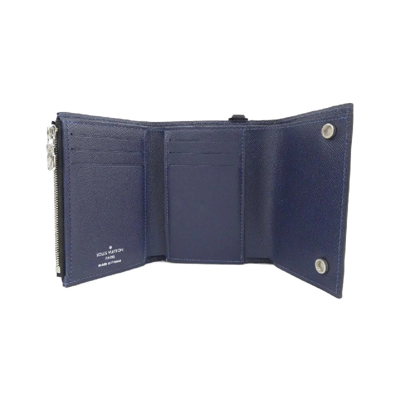 Ví nhỏ gọn dây chuyền Louis Vuitton Epi (LV Circle) M63518 621081