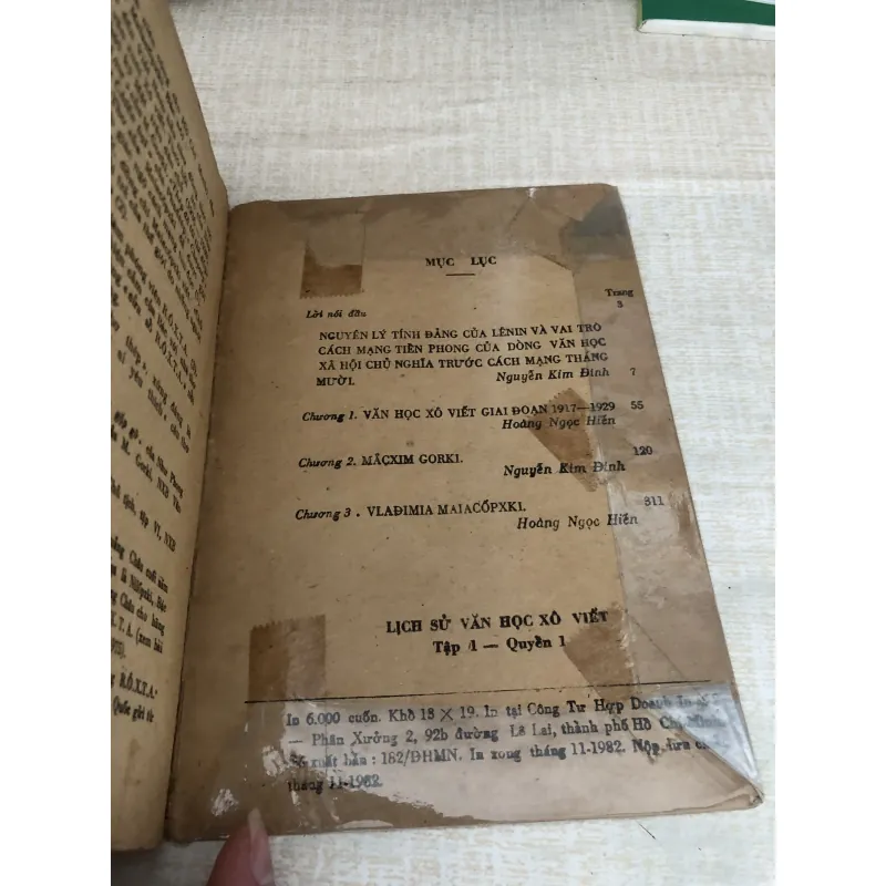Lịch sử Văn học Xô Viết tập 1 1009804