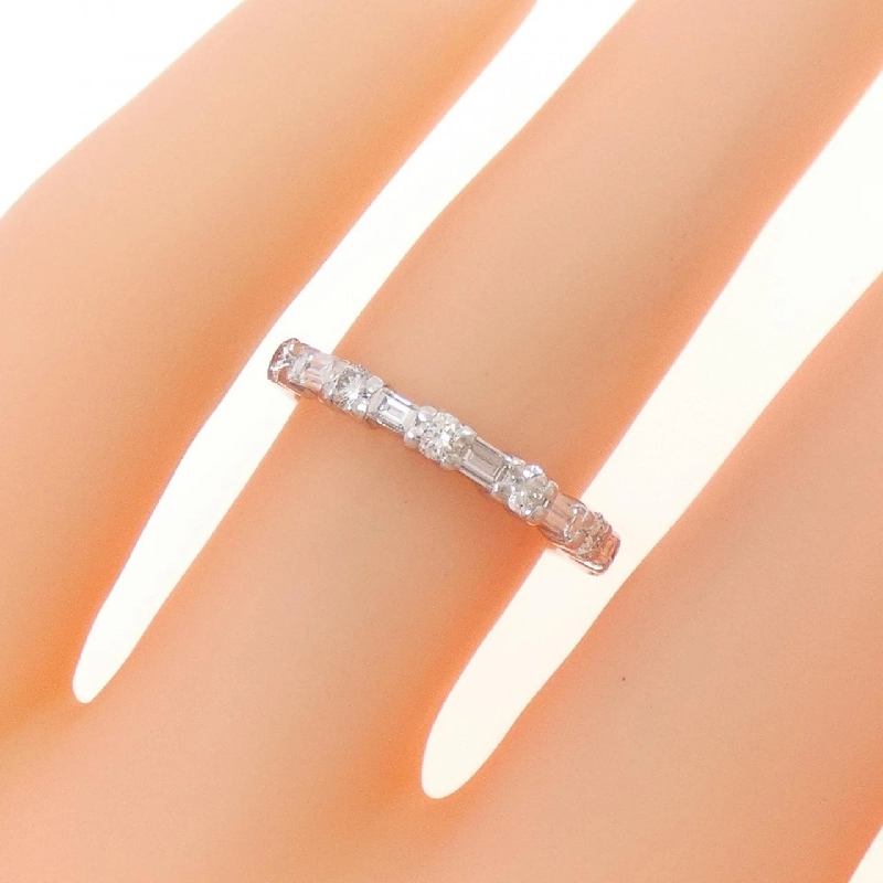 Nhẫn kim cương K18WG 0.50CT 672349