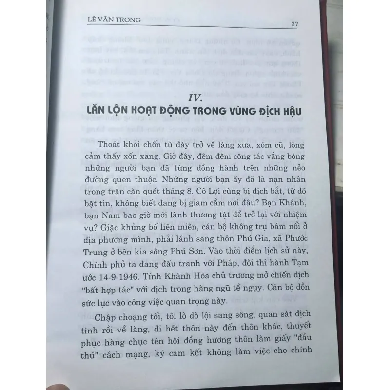 SÁCH LẶNG LẼ CÙNG THỜI GIAN 713360