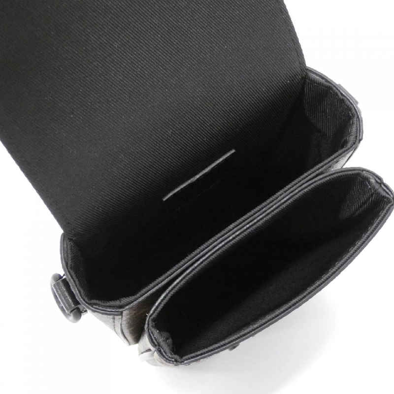 Túi đeo vai Louis Vuitton Monogram Macassar S-Lock Vertical Wearable Wallet M81522 612199