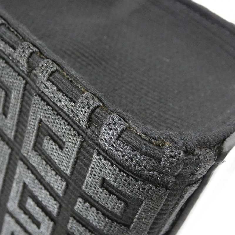 Túi G Tote Nhỏ BB50UEB1LS của Givenchy 608891