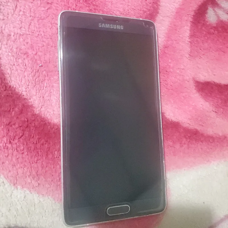 Mình dư 1 em note 4 còn tốt không dùng nữa nên bán  569070
