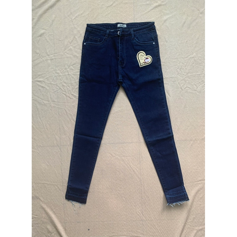 THANH LÝ QUẦN JEAN NỮ SIZE M 364155