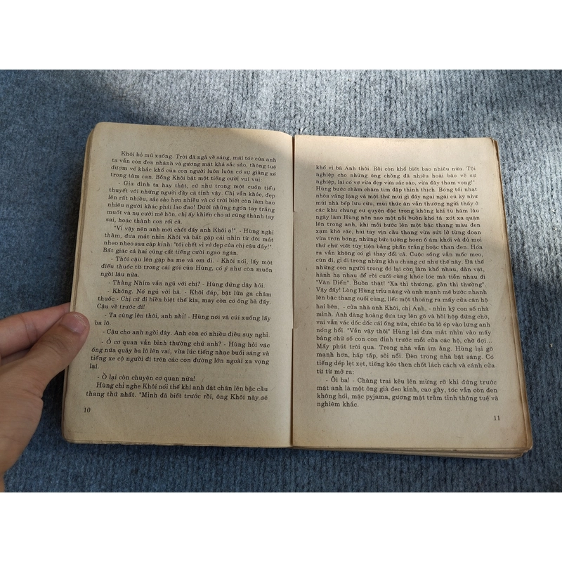 NHỮNG KẺ LẮM TIỀN - ÔNG VĂN TÙNG 548183