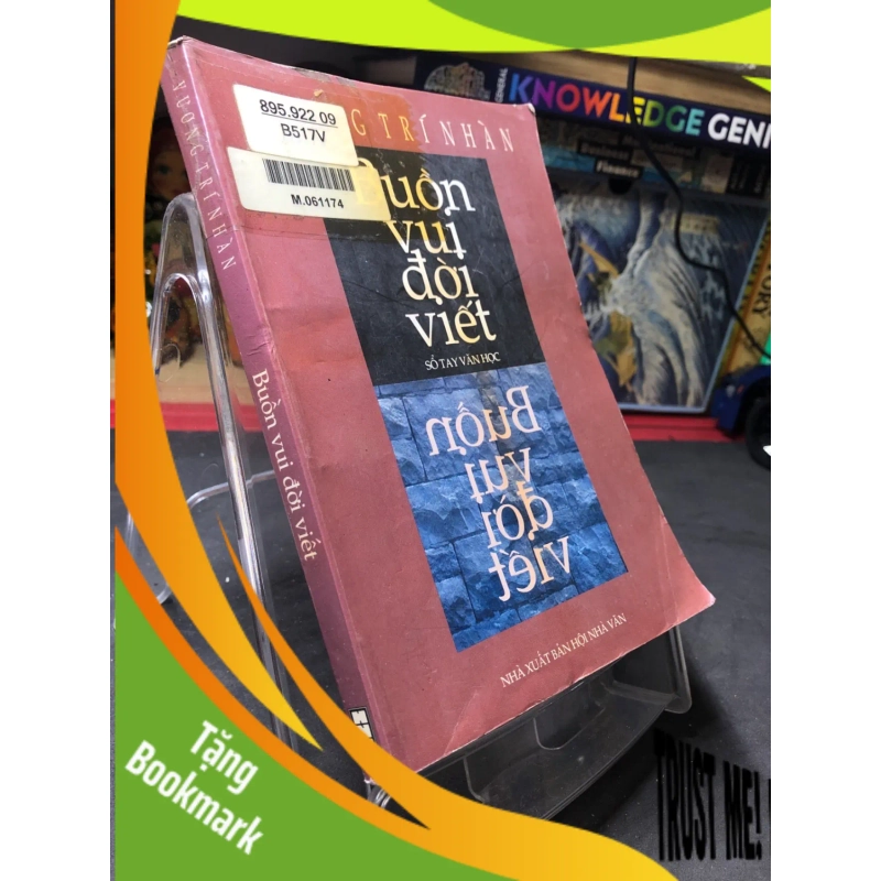 (TẶNG BOOKMARK) Buồn vui đời viết mới 70% ố bẩn có dấu mộc và viết nhẹ trang đầu 2000 Vương Trí Hàn RBK0906 SÁCH VĂN HỌC 940220