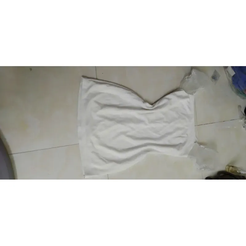 Đầm thun trắng cổ vuông eo 75 giá 45k 1026306