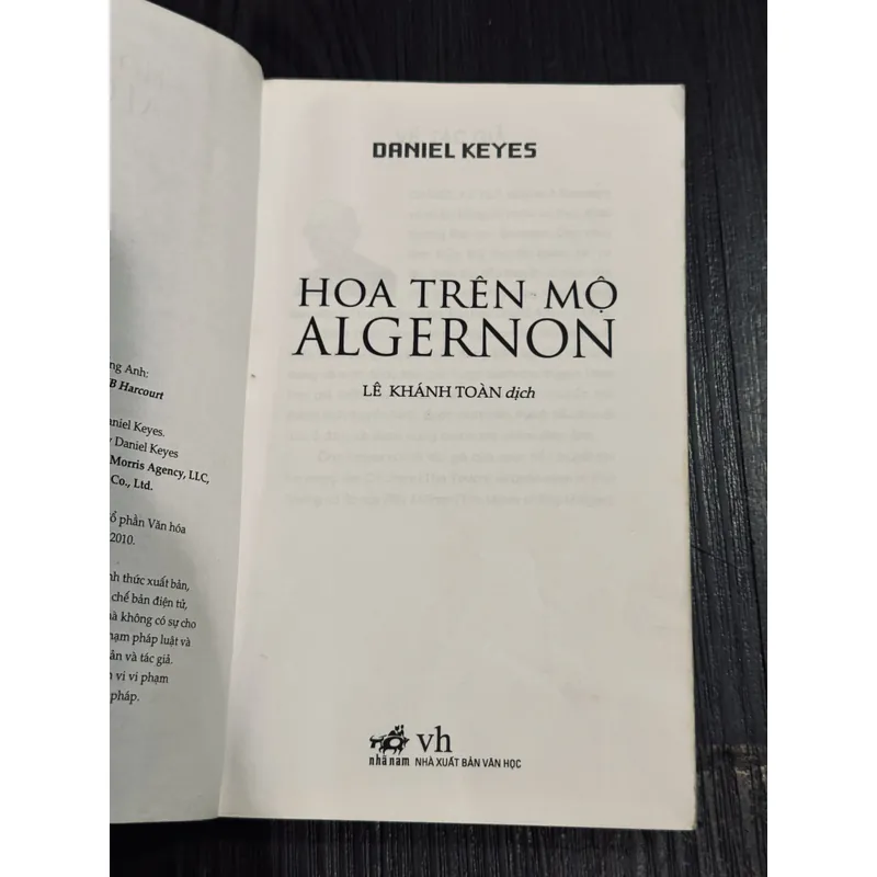 Hoa trên mộ Algernon 604514