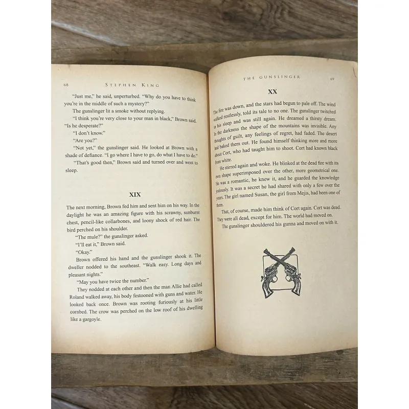 The Gunslinger - Stephen King (The Dark Tower #1) 752869