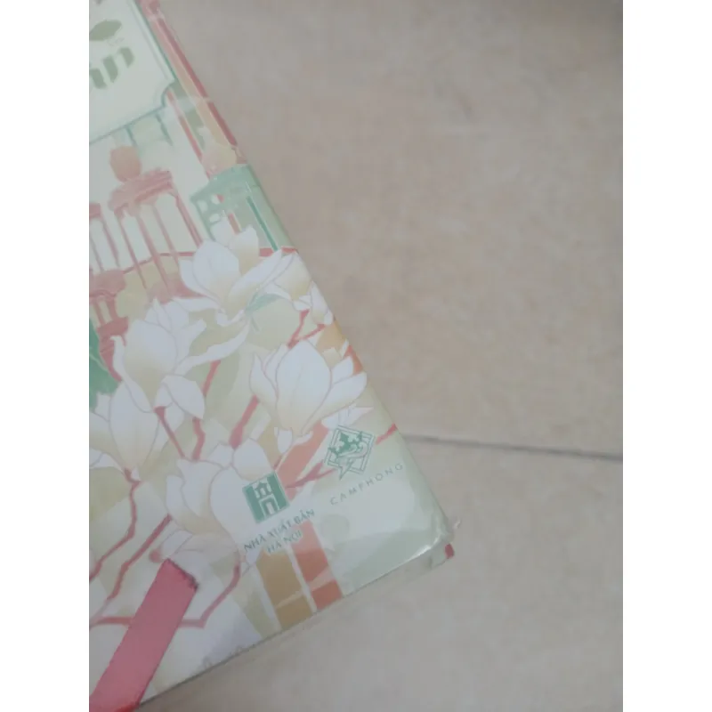 Cốt cách mỹ nhân (bìa cứng, chỉ có sách nguyên seal, df nhẹ như ảnh) 977700