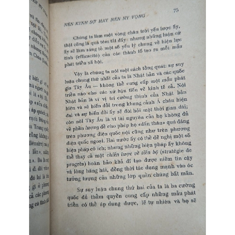 NÊN KINH SỢ HAY NÊN HY VỌNG - TIBOR MENDE ( BẢN DỊCH CỦA TAM ÍCH ) 301160