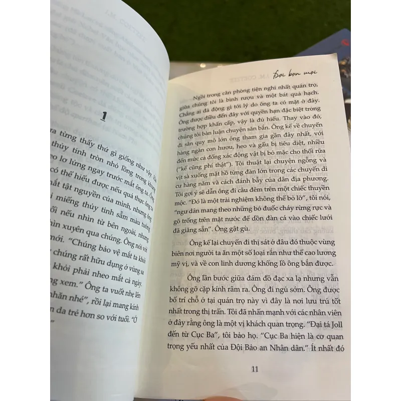 ĐỢI BỌN MỌI - JOHN MAXWELL COETZEE  1010289