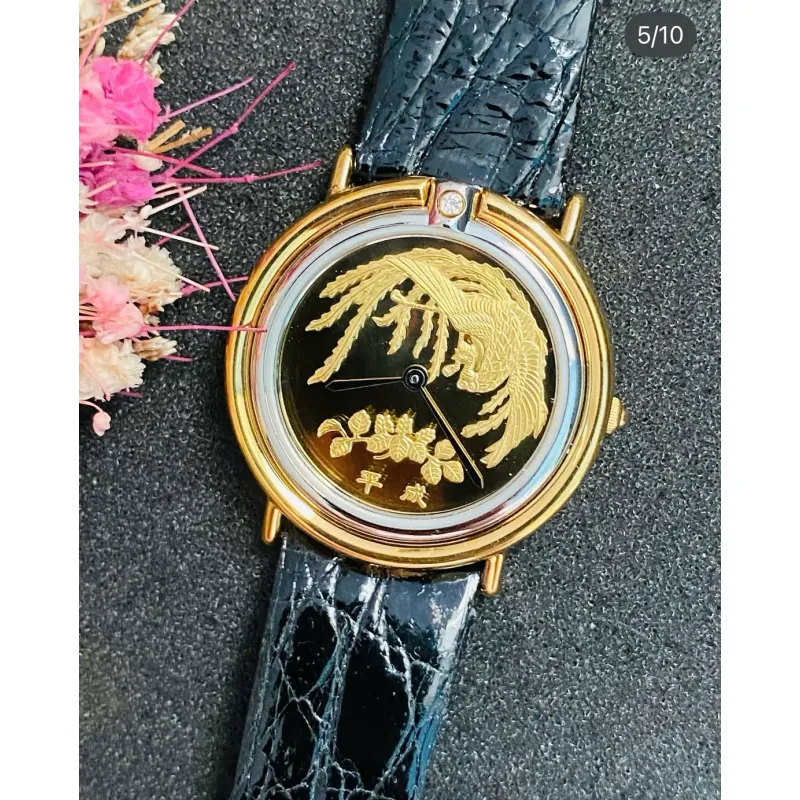 Đồng hồ mặt su bạc đúc, đính diamond vỏ bọc vàng dành cho nữ hiệu Franklin Mint mới 95% 557901