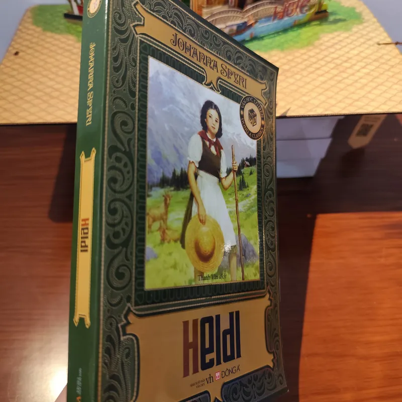 Heidi của tác giả Johanna Spyri.   561713