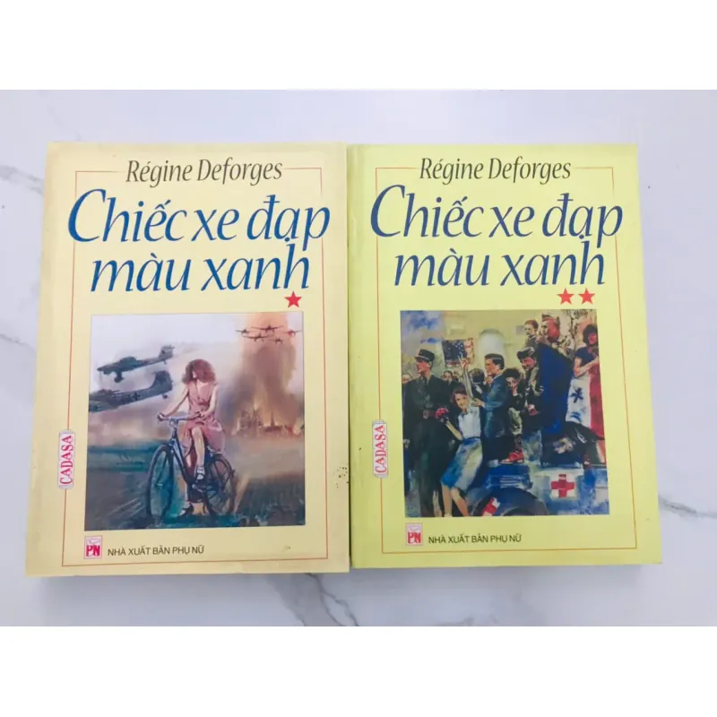 CHIẾC XE ĐẠP MÀU XANH (Bộ 2 Tập) - Régine Deforges 598470