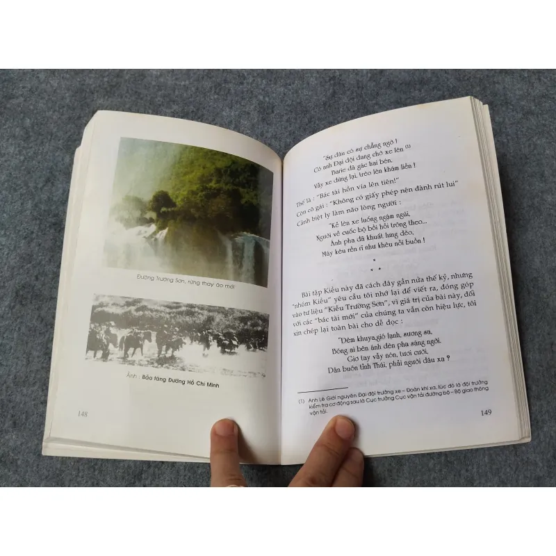 TRÊN ĐỈNH TRƯỜNG SƠN KỂ TRUYỆN KIỀU 700947