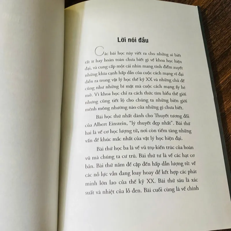 7 Bài học hay nhất về Vật lý
- Carlo Rovelli#HATRA 934126