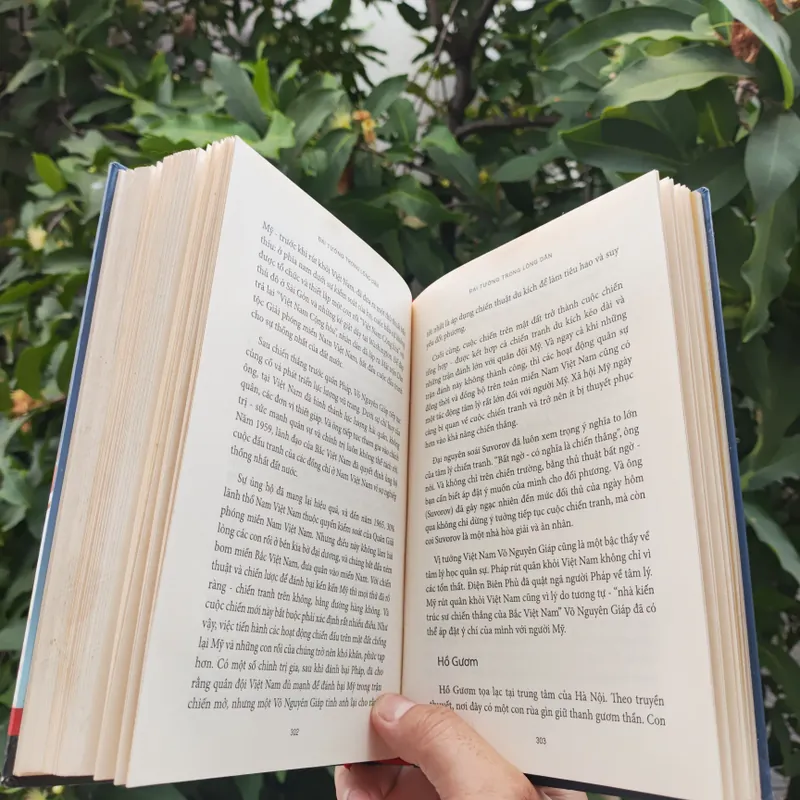 Đại Tướng Trong Lòng Dân - Ấn bản bìa cứng nhà nước đặt hàng 732219