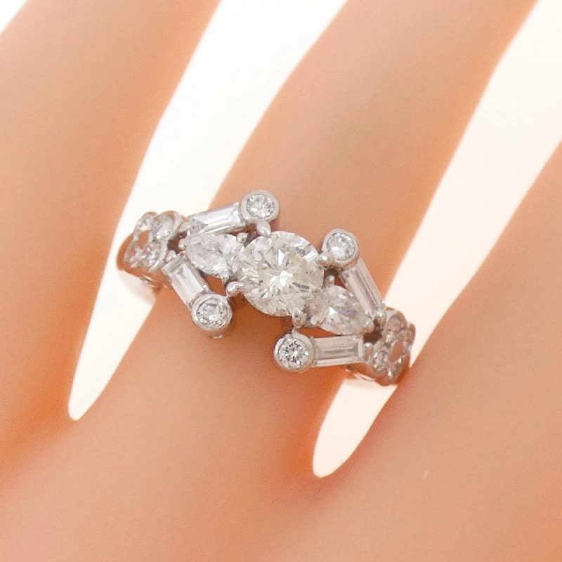 Nhẫn kim cương PT900 0.56CT - Hàng hiệu Authentic 852143