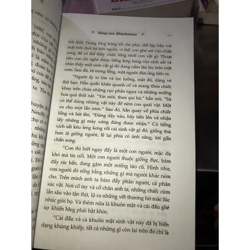 Bóng ma Manhattan - Frederick Forsyth 1021759