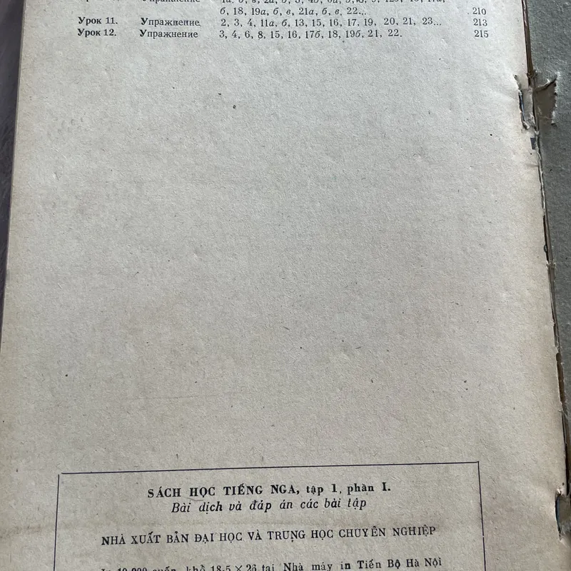 Sách học tiếng Nga - tập 1- phần 2 - khổ lớn 739336