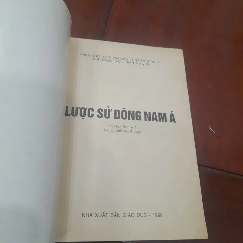 Lược sử ĐÔNG NAM Á 703862