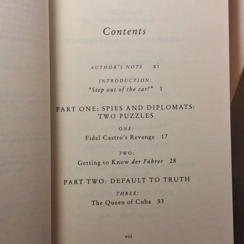 Malcolm Gladwell Talking to Strangers: What We Should Know about the People We Don't Know 933920