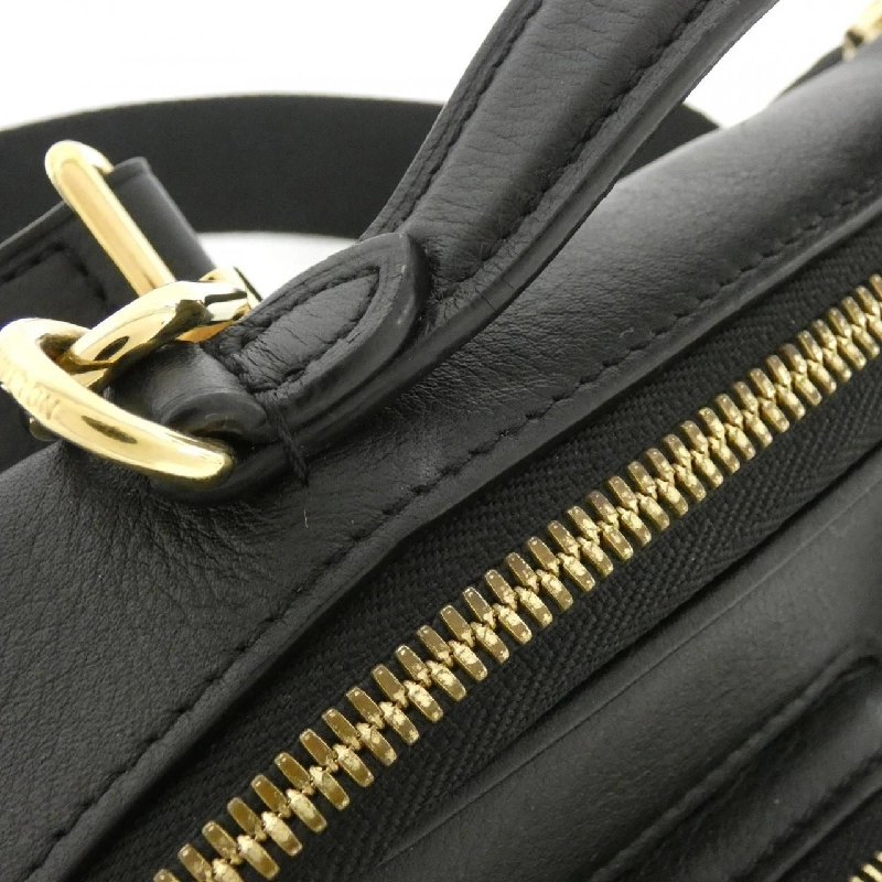 Túi xách chéo tiện ích Louis Vuitton M80450 608568