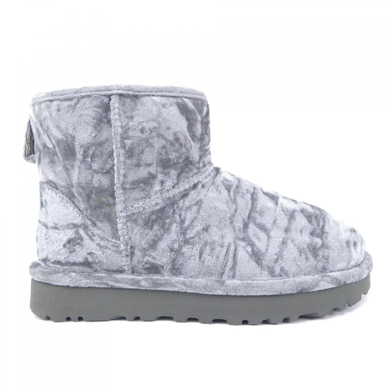 Giày boot UGG - Hàng hiệu Authentic 831015