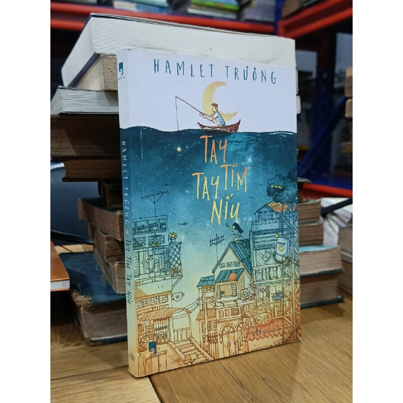 Tay tìm tay níu - Hamlet Trương 521564